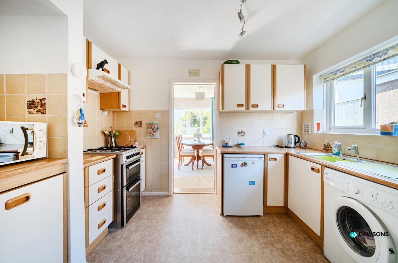 Cambridge Close, Langland, Swansea, SA3 4PF